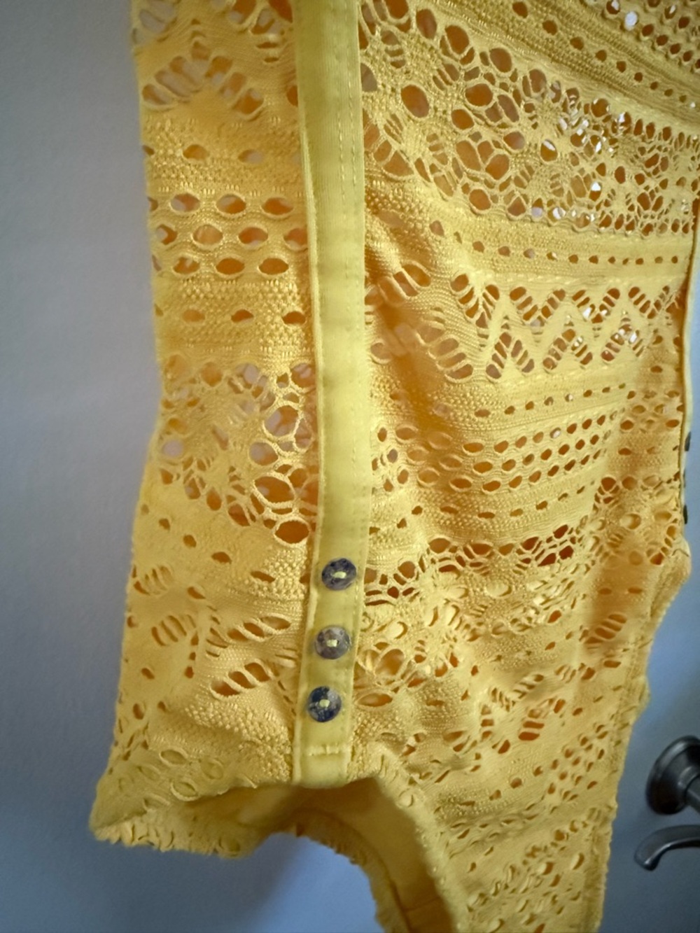 Lookbook store crochet bathing suit yellow size 8 - Picture 3 of 7